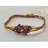A ATTRACTIVE DIAMOND AND SAPPHIRE BRACELET 18CT GOLD 6 INCHES