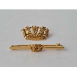 Two 9ct vintage military brooches 6.5g