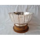 Queen Anne style bowl with ribbed body. 8 inch diam. Sheffield 1972. 670gms