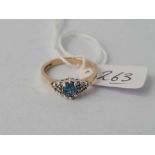 An Aquamarine and diamond 9ct ring size M 2.4g inc