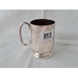 Christening mug with loop handle. 3.5 inch high. London 1902. 113gms