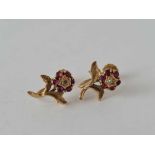A pair of stone set floral earrings 9ct - 2.6 gms