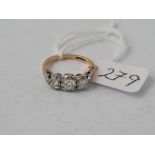 A VINTAGE THREE STONE DIAMOND ring (approx. ½ ct ) size J 2.7g inc 18ct gold