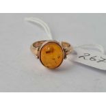 A vintage 9ct amber ring size N 3.2g