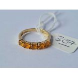 A orange five stone ring 9ct size n 1/2 - 2 gms