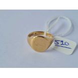 A signet ring 9ct size T - 4.7 gms