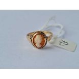 A 9ct cameo ring size P 3g inc