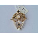 A pearl and sapphire pendant / brooch 9ct - 7.1 gms