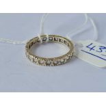 A eternity ring 9ct size t - 2.4 gms