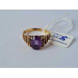 A amethyst ring 9ct size S - 3.1 gms