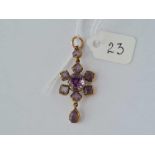 A attractive antique gold mounted amethyst pendant
