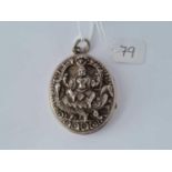 A large embossed silver Indian locket 40g inc