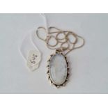 A silver moonstone pendant necklace 18 inches – 18 gms