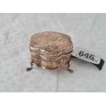 A shaped circular ring box on pad feet – 2” wide - Birmingham 1909 by S & S