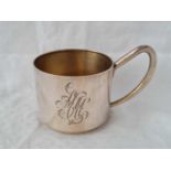 A Continental mug with anchor to handle, 2.5" high, 105g