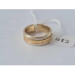 A two colour gold band ring, 9ct, P, 8g