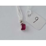 A ruby pendant 18ct gold – 1.1 gms