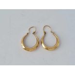 A pair of 9ct hoop earrings 1.5g