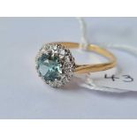 18CT DIAMOND & ZIRCON CIRCULAR CLUSTER RING, HALLMARKED, SIZE W