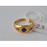 A sapphire and diamond gypsy style ring 18ct gold size L -3.9 gms