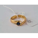 A SAPPHIRE SET RING 18CT GOLD SIZE S ½ – 5.6 GMS