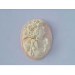 Carved Victorian shell cameo of a Goddess