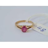 A pink gem stone ring 9ct size N 1.9 gms