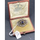 A IMPRESSIVE VICTORIAN HIGH CARAT GOLD AND SILVER SET DIAMOND AND SAPPHIRE BROOCH IN FITTED BOX