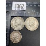 Three Panama silver coins 30 g.