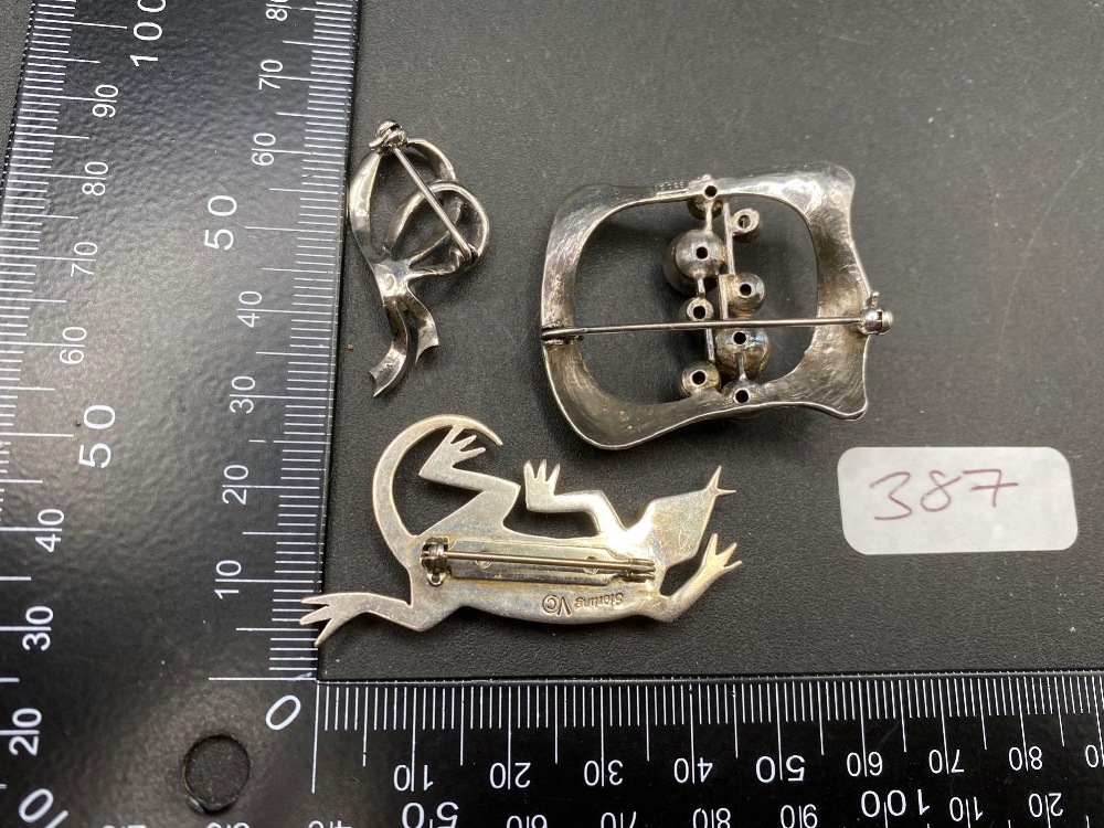 Three silver brooch - Image 2 of 2