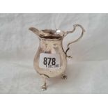 A Late Victorian cream jug of Georgian design, 4" high, London 1896 by Mappin & Web, 105g