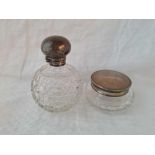 A silver top jar and a scent bottle (AF hinge)