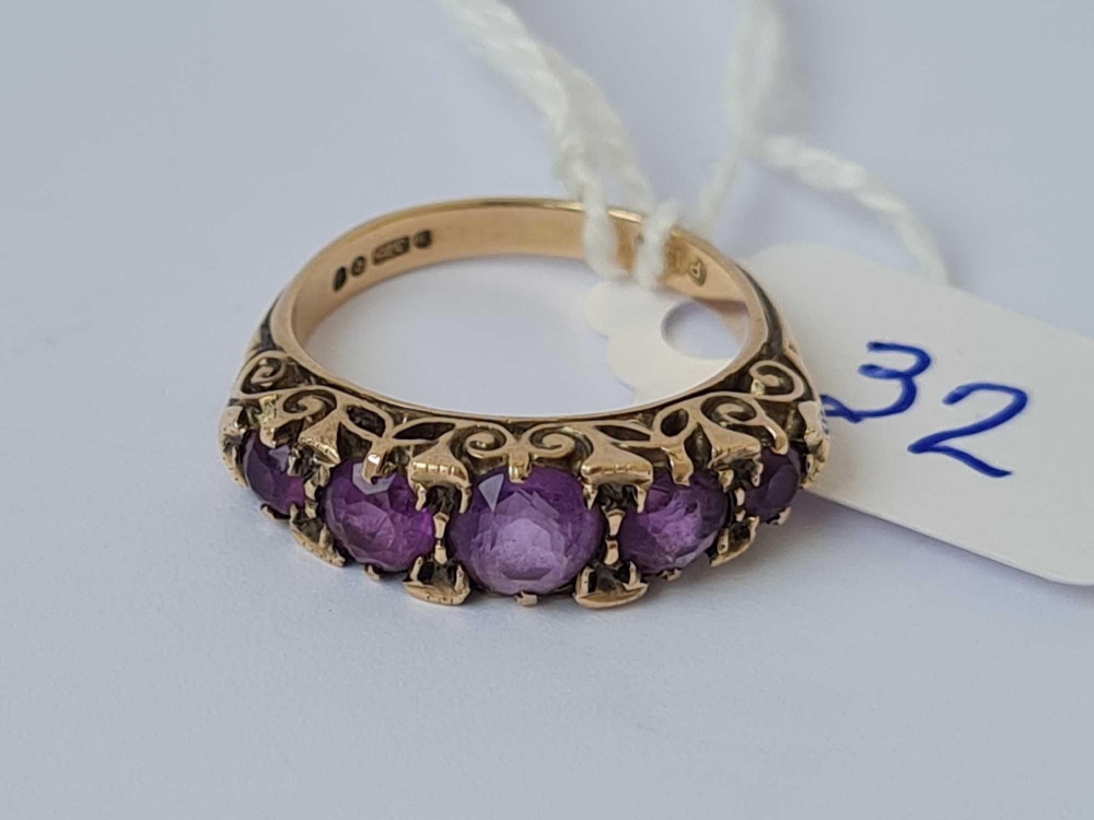 A five stone amethyst ring 9ct size L 3.6 gms