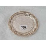 Circular dish with fluted border, 5" diameter, Sheffield, 78g