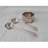 A pair of George III salt spoons, London 1810 by GW and a napkin ring, 42g