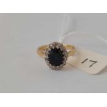 Sapphire & Diamond oval cluster ring in 18ct hallmarked gold, size O