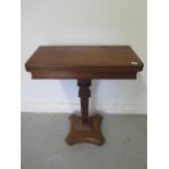 An oak foldover card table, 79cm tall x 68cm