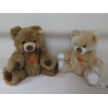 Two Steiff teddy bears 2001 24 Bertie and Bertha, with certificates