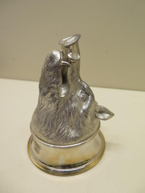 A good silver hogs head stirrup cup with gilt interior, London 1988 S & Co Ltd, approx 13 troy oz