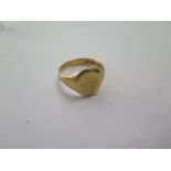 A hallmarked 18ct yellow gold signet ring, size U, approx 8.5 grams, generally good