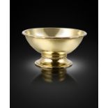 An 18 carat gold Arts and Crafts bowl, by George Hart for the Guild of Handicraft, London 1960,