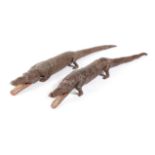 A PAIR OF BLACK FOREST LINDEN WOOD MODELS OF CROCODILES LATE 19TH / EARLY 20TH CENTURY each with