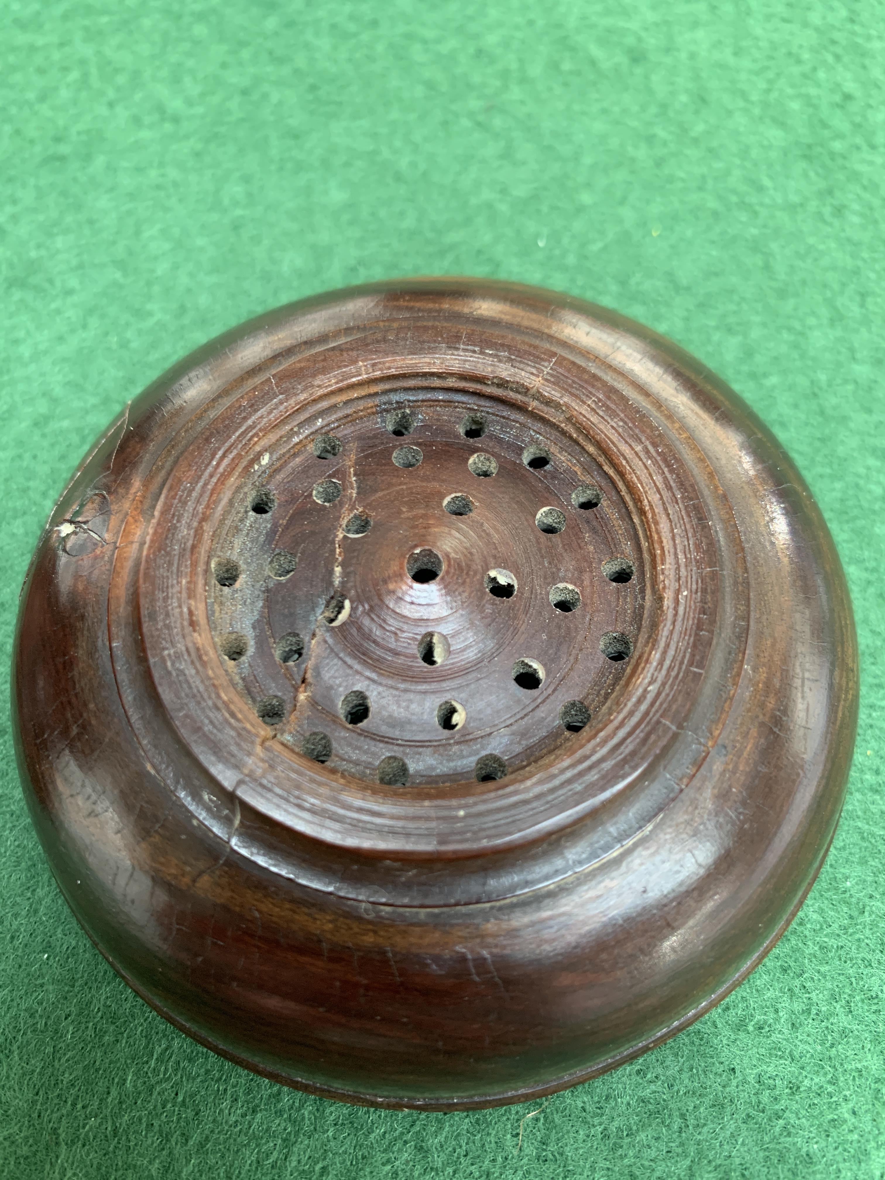 THREE TREEN LIGNUM VITAE POUNCE POTS LATE 18TH / EARLY 19TH CENTURY each with a flared pierced - Image 6 of 18