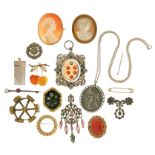 λ A collection of jewellery, including; three 19th century cameo brooches; one shell cameo