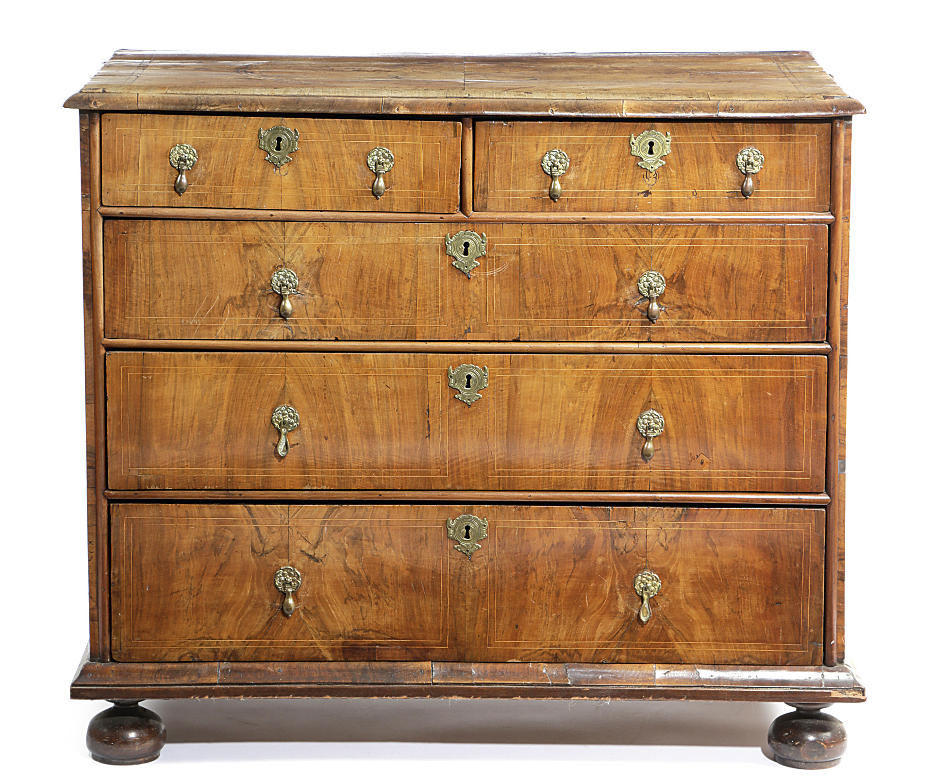 A QUEEN ANNE WALNUT CHEST EARLY 18TH CENTURY inlaid with boxwood stringing, the quarter veneered