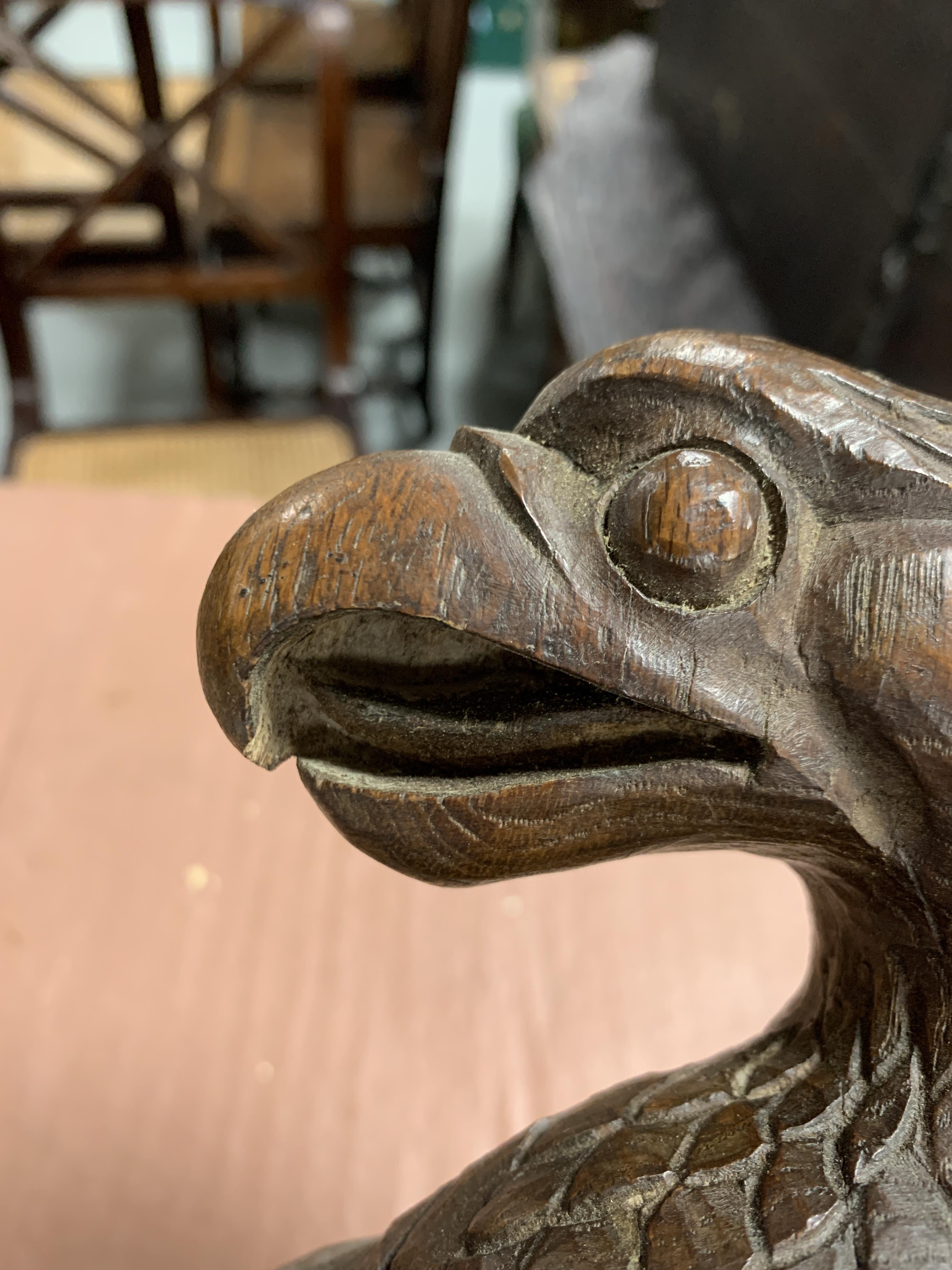 AN OAK HERALDIC WALL CREST LATE 19TH / EARLY 20TH CENTURY carved with an eagle appearing from a - Image 6 of 12