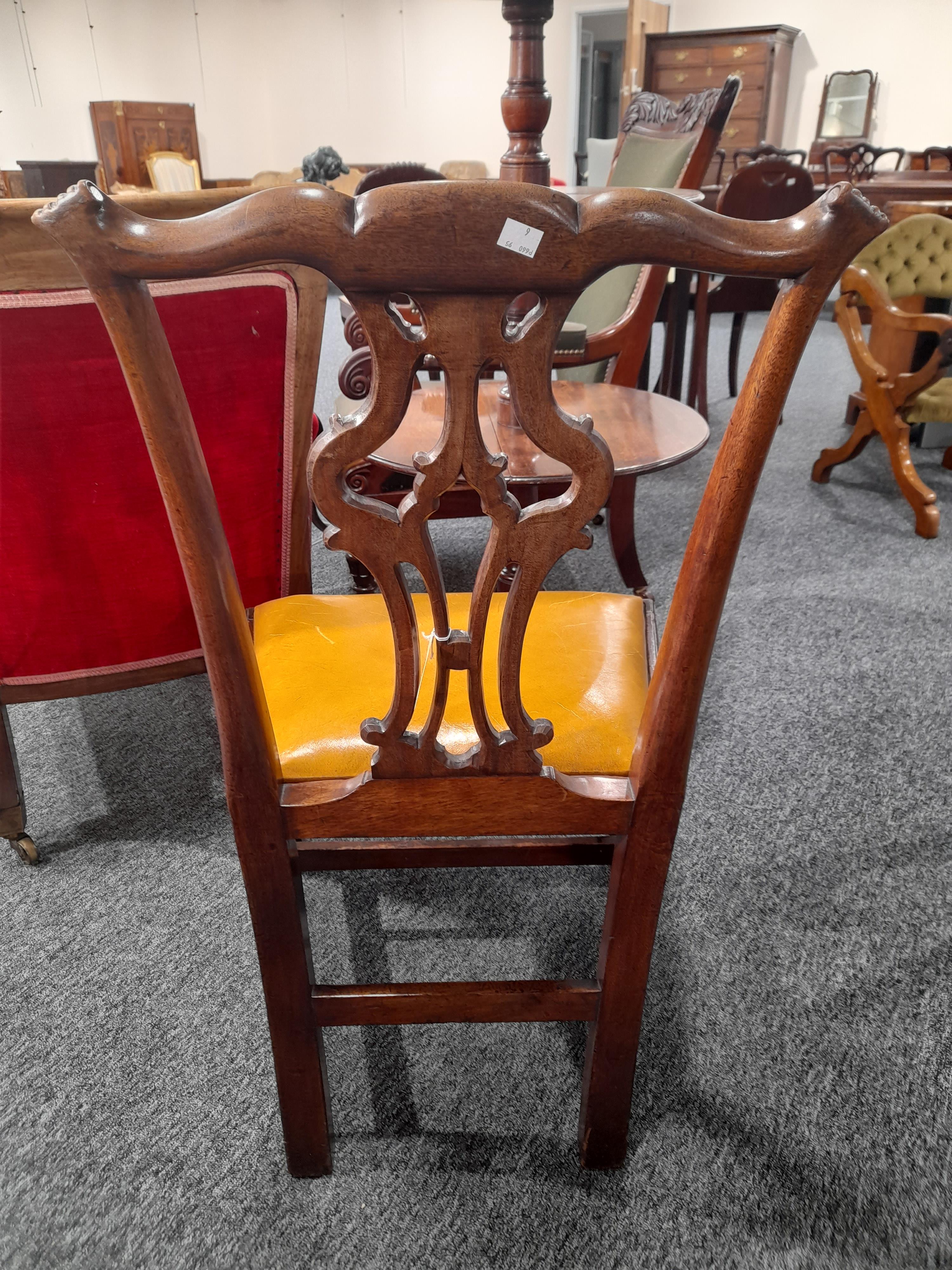 A SET OF SIX EARLY GEORGE III MAHOGANY DINING CHAIRS CHIPPENDALE PERIOD, C.1760-70 each with a - Bild 71 aus 73