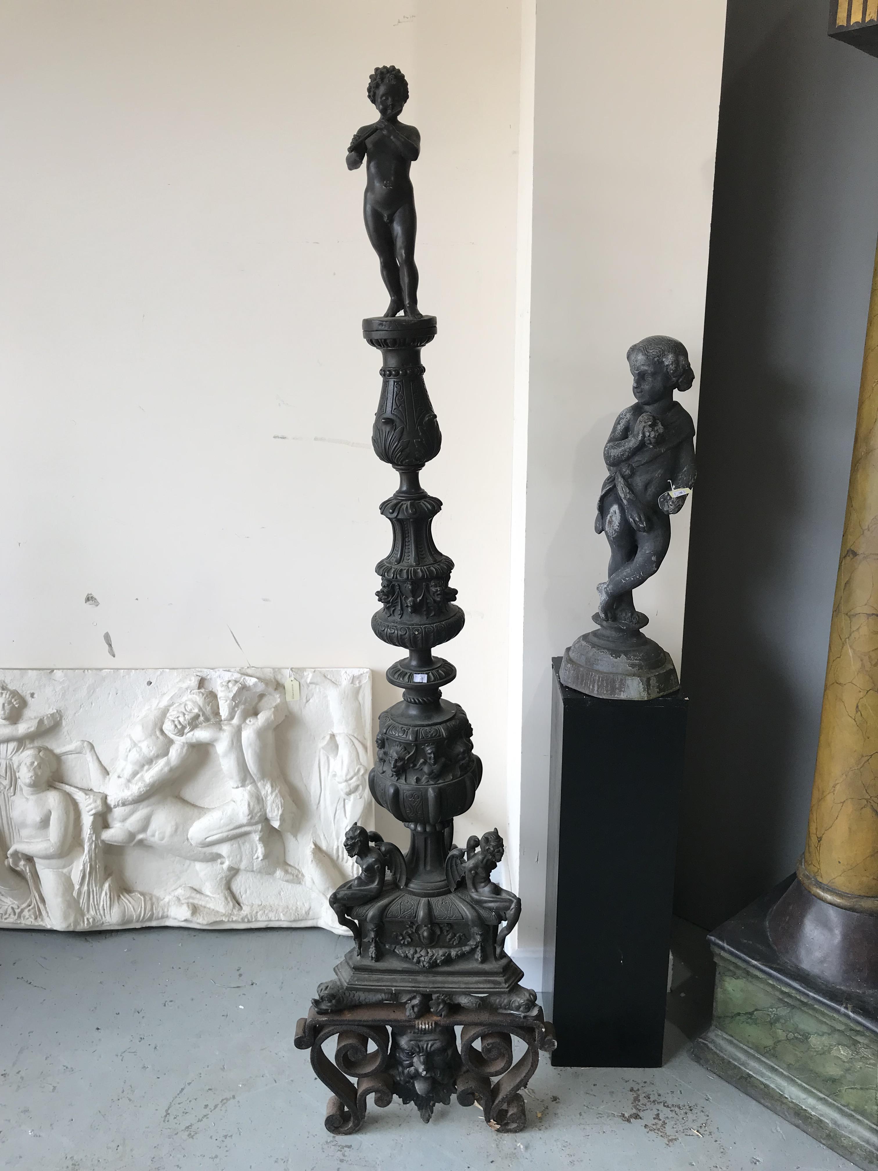 A PAIR OF LARGE ITALIAN BRONZE ANDIRONS IN RENAISSANCE STYLE VENETIAN, LATE 19TH CENTURY each with a - Bild 3 aus 21