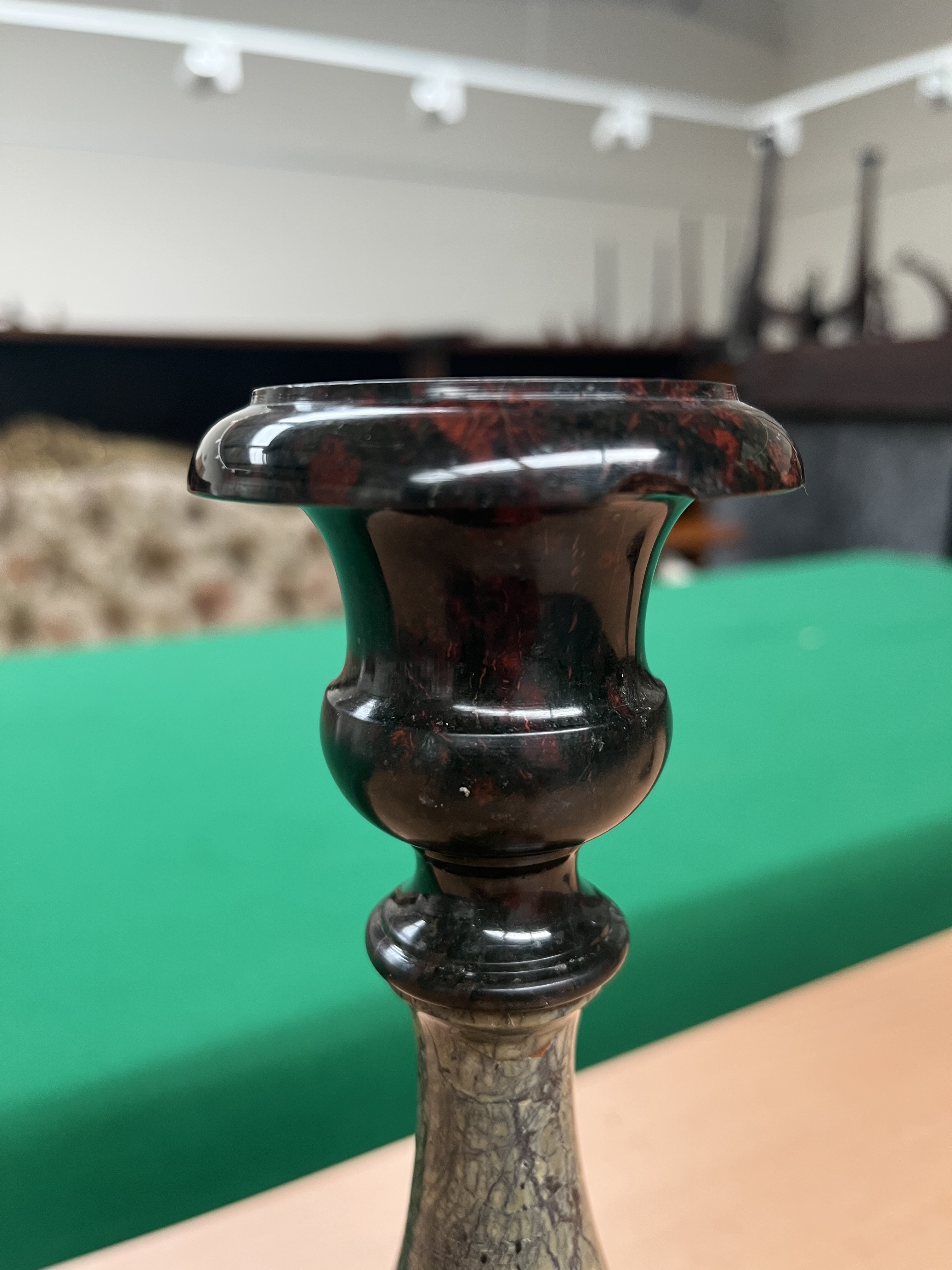 A PAIR OF CORNISH GREEN AND RED SERPENTINE CANDLESTICKS LATE 19TH / EARLY 20TH CENTURY each with - Image 2 of 18