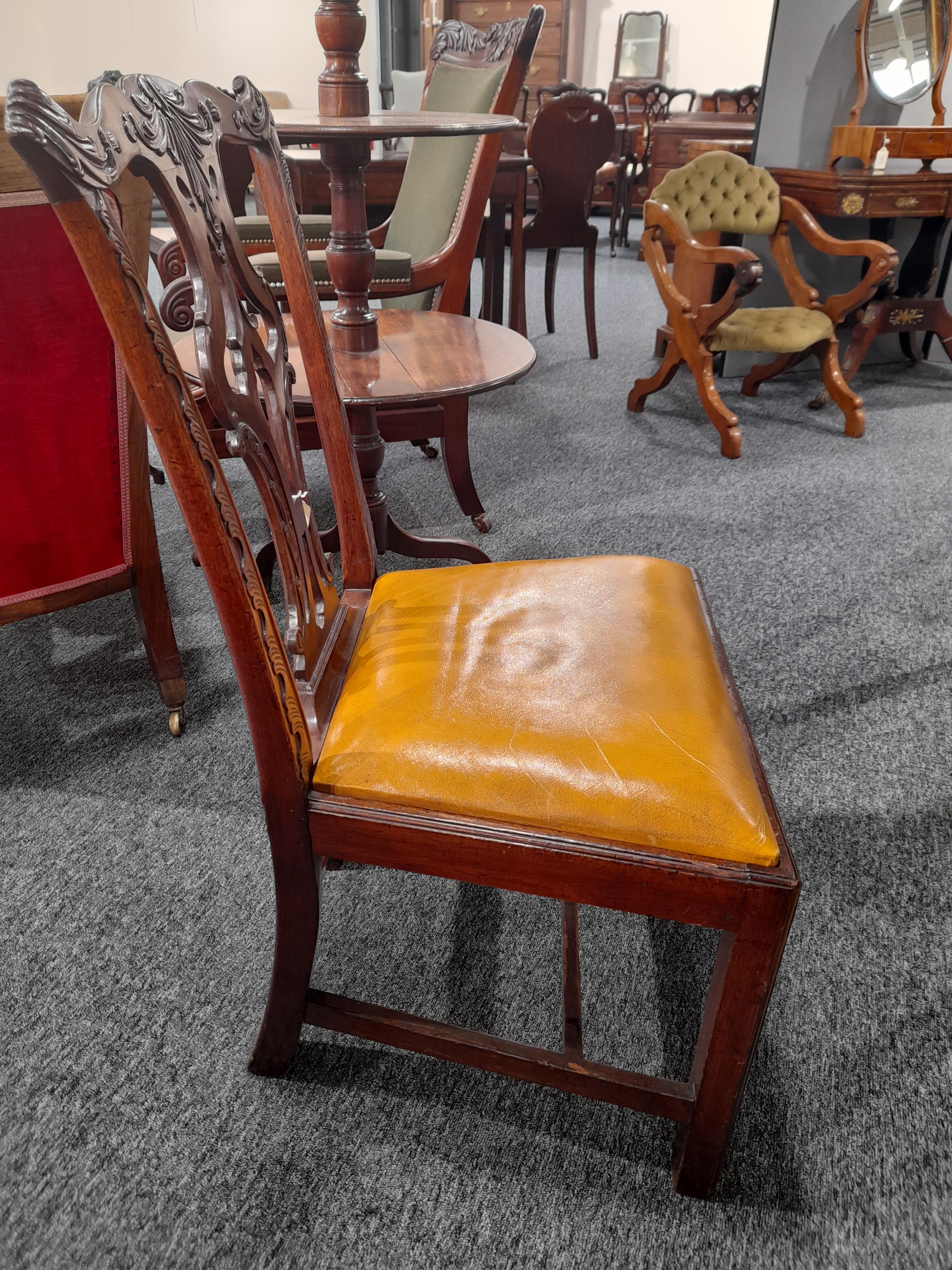 A SET OF SIX EARLY GEORGE III MAHOGANY DINING CHAIRS CHIPPENDALE PERIOD, C.1760-70 each with a - Bild 72 aus 73